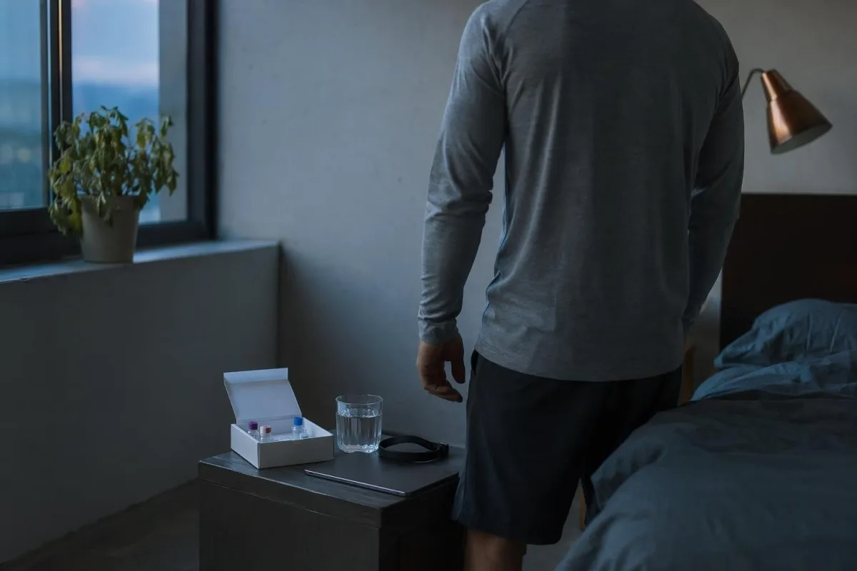 Estrogenų kiekis vertinamas atsižvelgiant į nuovargio simptomus ir hormonų tyrimus namuose